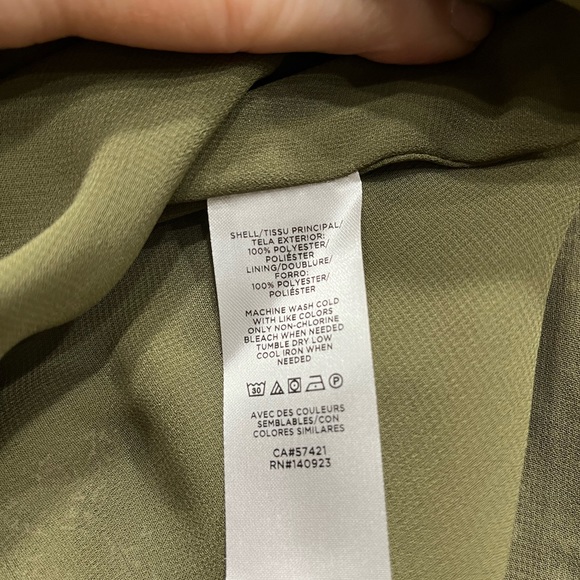 LOFT blouse size small. - Picture 3 of 3